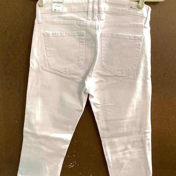 Kut from the Kloth - CATHERINE Woman's Boyfriend Optical White Jeans NWT Size 6 - Picture 3 of 7